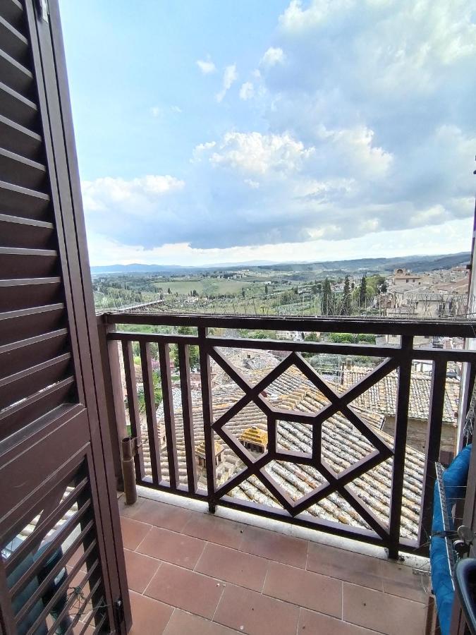 Cisterna 33 Apartment San Gimignano