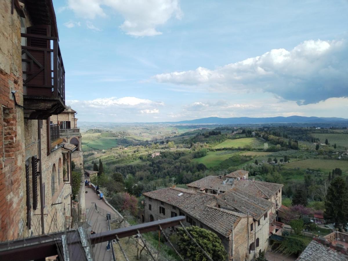 Cisterna 33 Apartment San Gimignano